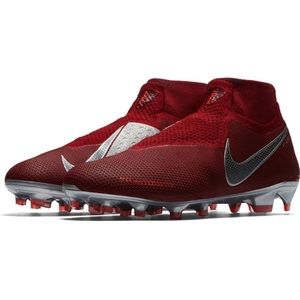 NEVER WORN Phanton VSN Elite DF soccer cleats